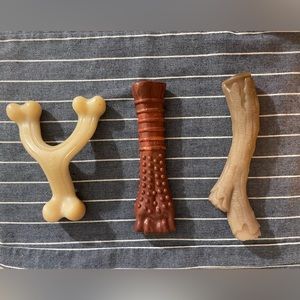 Nylabone gift set 3 chew toys for up to 50lb dog